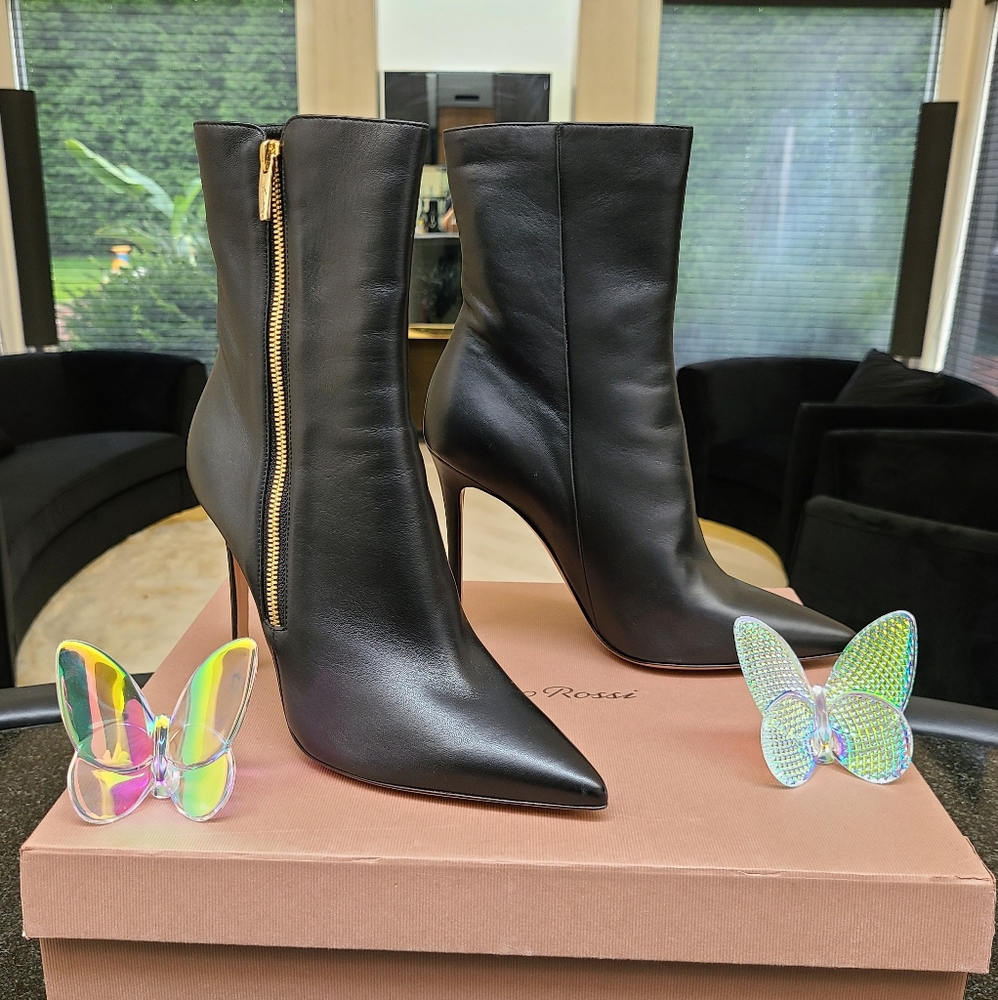 Gianvito rossi nappa glove ankle boots